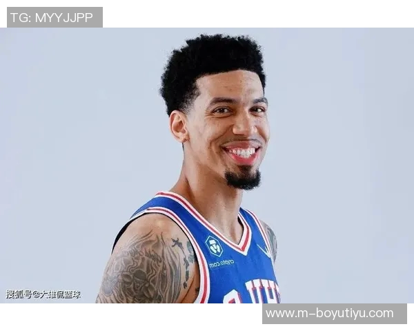 巴图姆晒定妆照宣布开启职业生涯第18个赛季状态依旧火热 巴图姆晒定妆照宣布开启职业生涯第18个赛季状态依旧火热